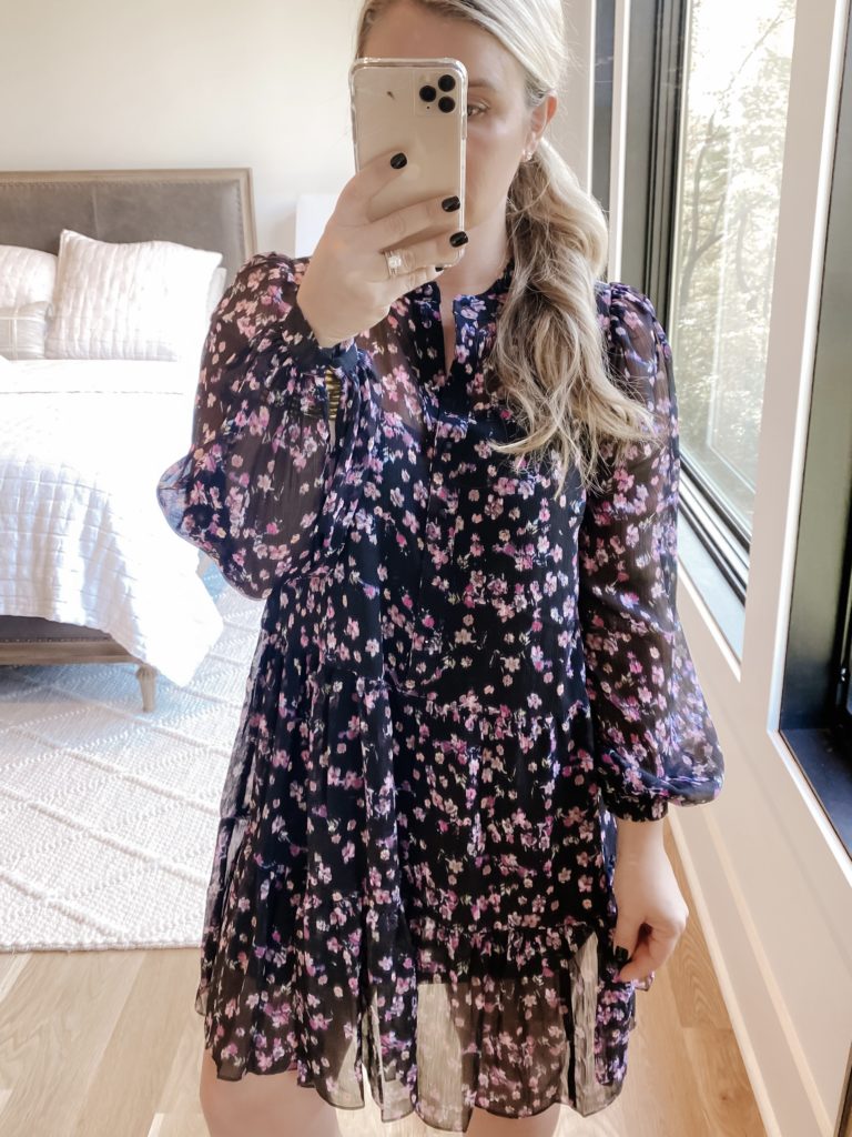 Short floral dress for fall